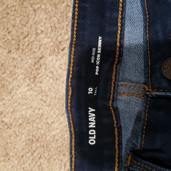 2 Pair of Old Navy Jeans - Picture 2 of 4